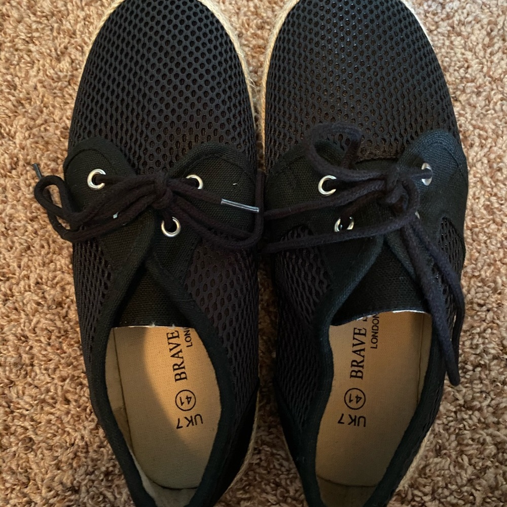 NEW ASOS Lace up espadrilles in black!